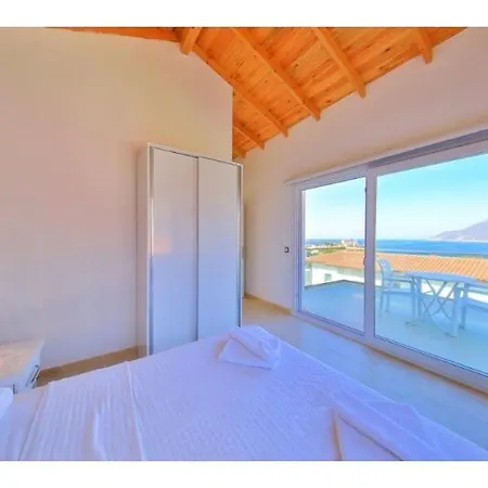 Villa James 3 *