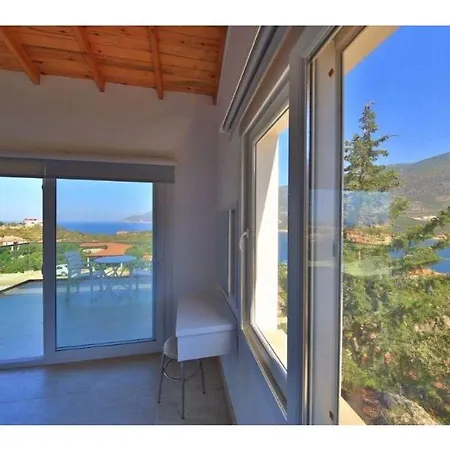 Villa James 3 *